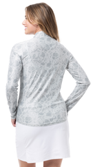 SOLTEK ICE PRINT ZIP MOCK. QUEEN BEE DOVE. 900453P - SanSoleil