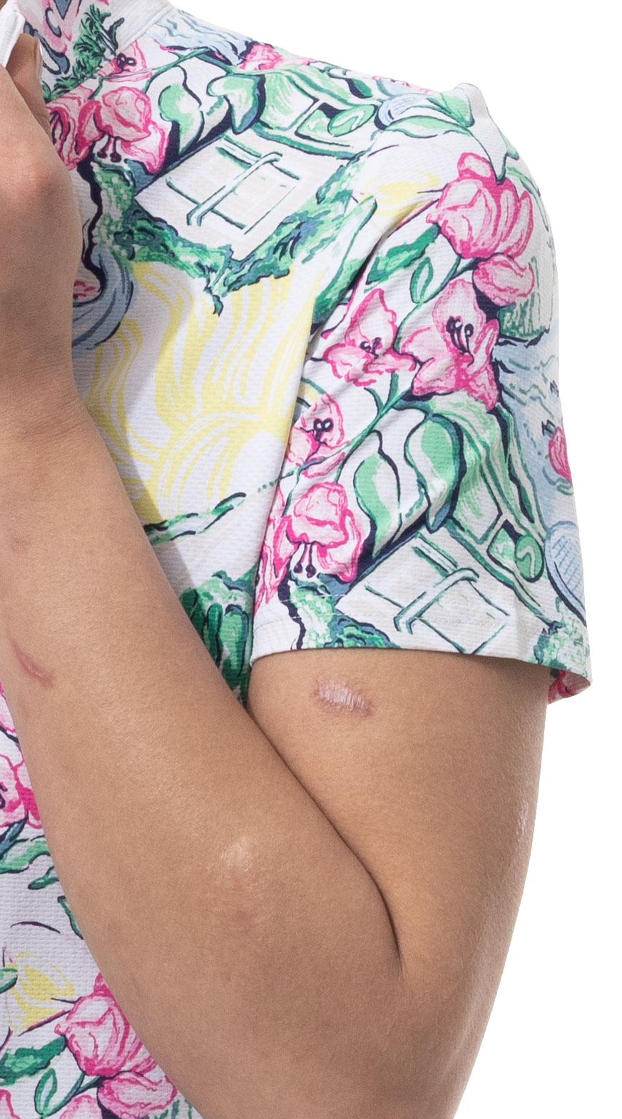 SanSoleil 1/4 Zip Short Sleeve Print Mock. GIRLS TRIP. MULTI. 900628 - SanSoleil